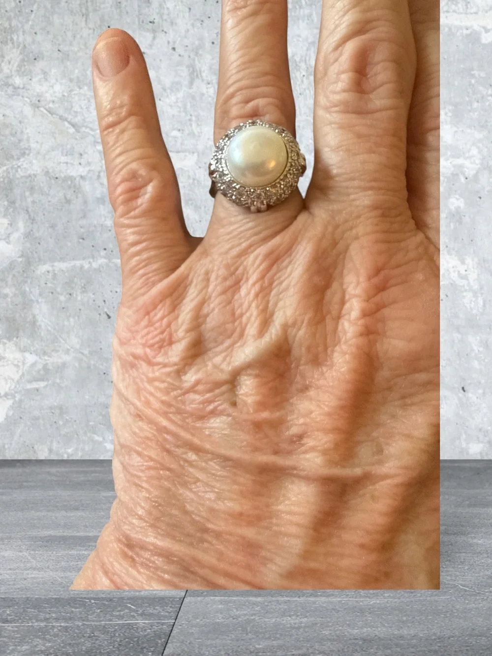 Vintage Faux Pearl & Rhinestone Cocktail Ring Silver Tone Size 9